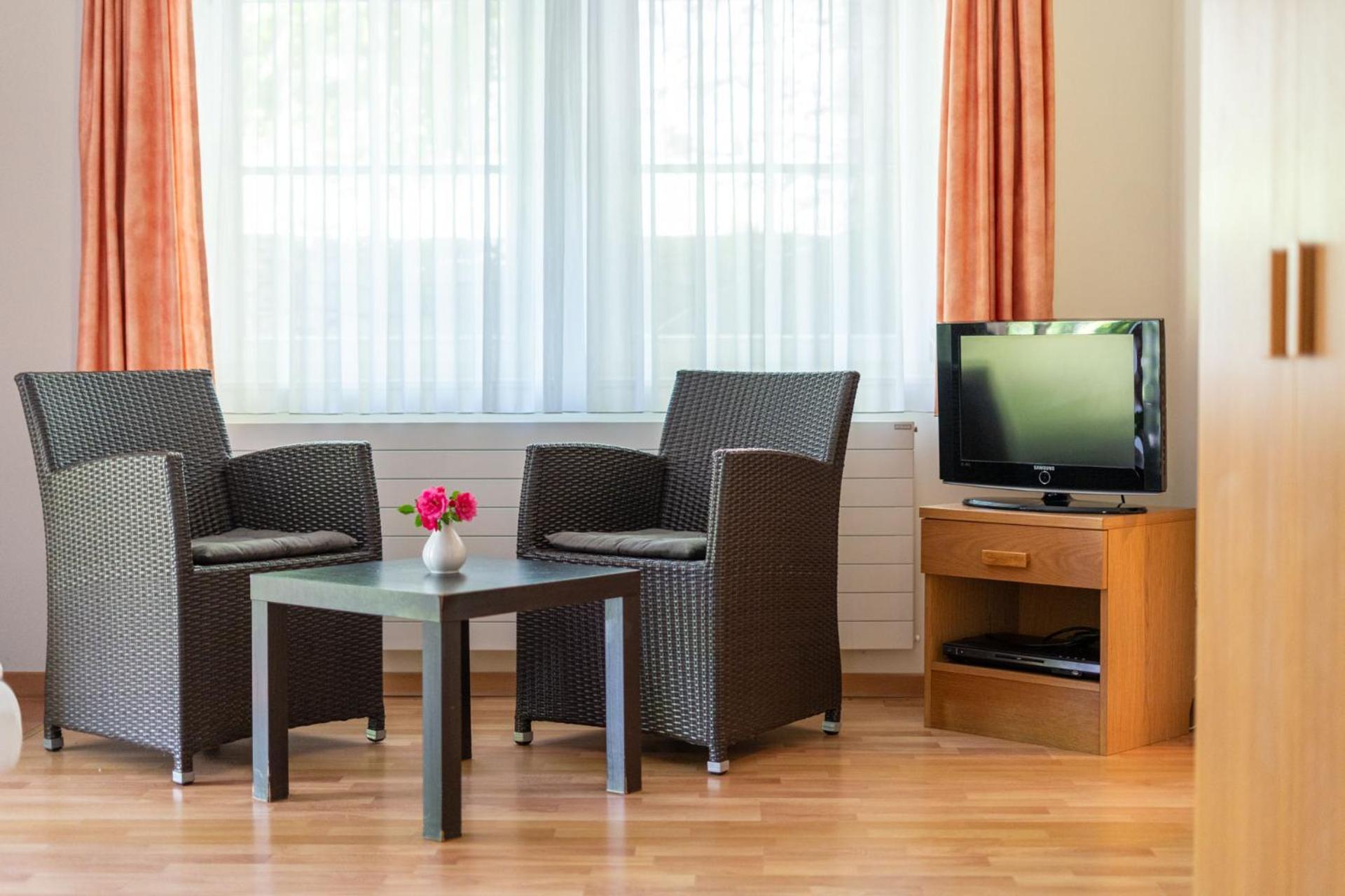 Easy Stay By Hotel La Perla อัสโกนา ภายนอก รูปภาพ